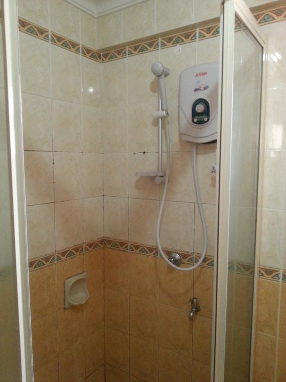 Dorcas Service Apartment - Marina Court Kota Kinabalu Pokoj fotografie