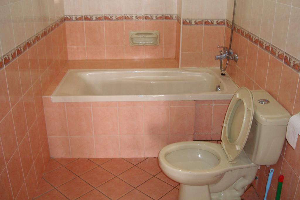 Dorcas Service Apartment - Marina Court Kota Kinabalu Pokoj fotografie